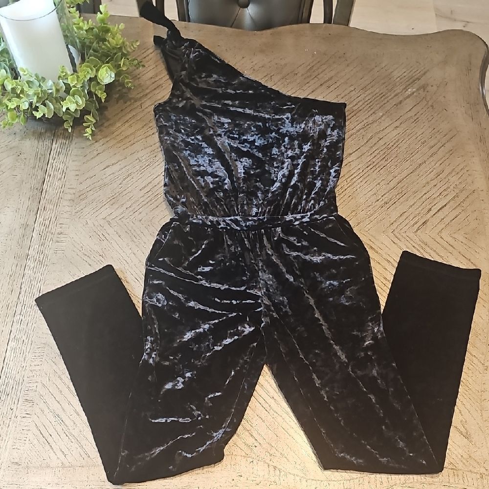 Crushed velvet one-shoulder jumpsuit XS-S